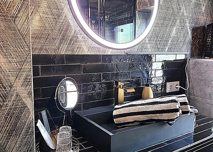 Midcoast „the Black“ Appartement